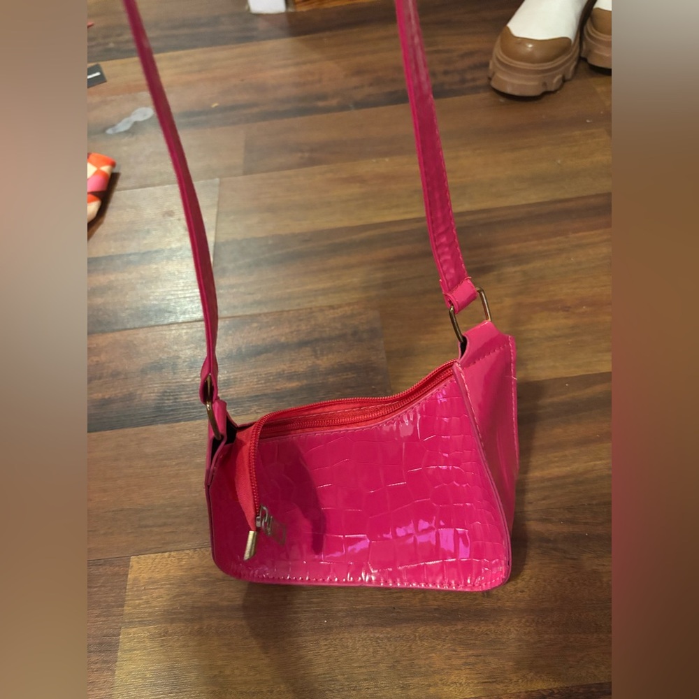 Pink shoulder bag